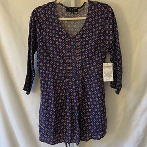 Chelsea Woman’s Size 14/16 Dark Blue Floral Long Blouse Ties in Back Shirt